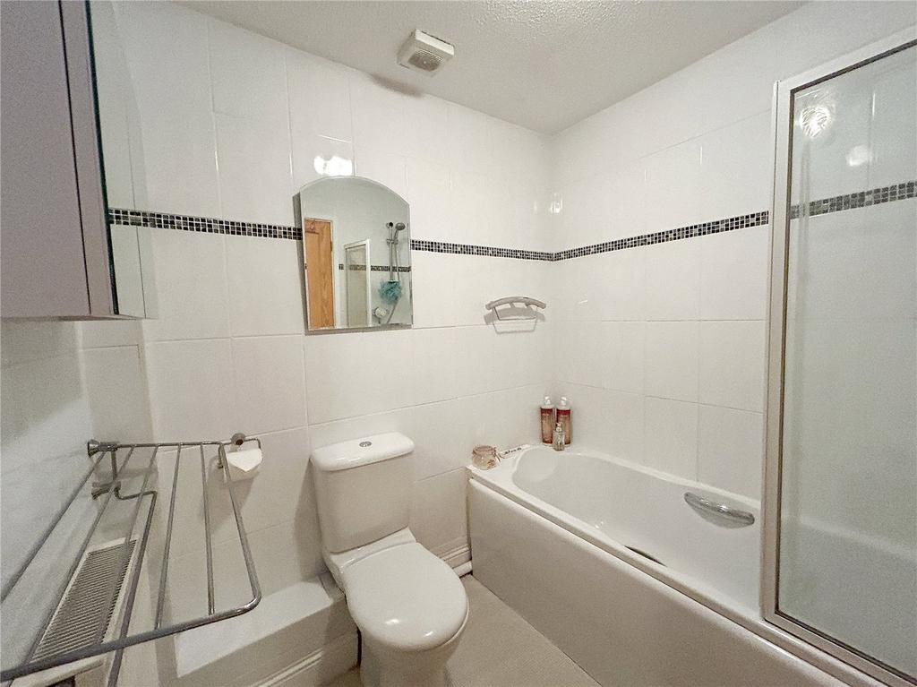 Famiy Bathroom