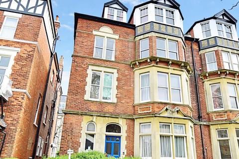 2 bedroom apartment for sale, Earls Avenue, Folkestone, Kent