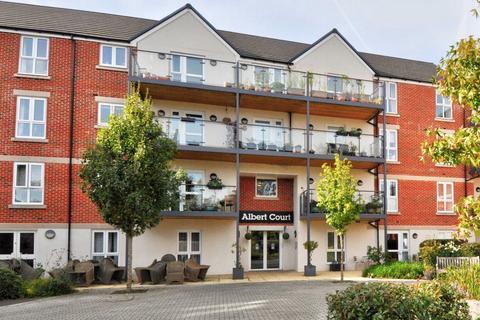 2 bedroom retirement property for sale - Albert Court, Henley On Thames