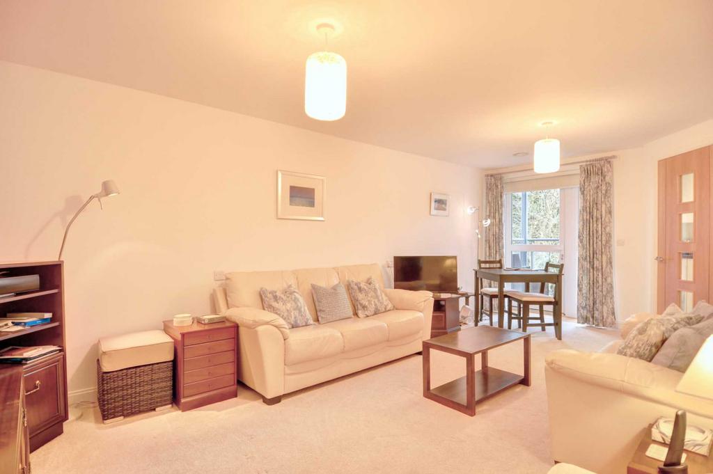 Albert Court, Henley On Thames 2 bed retirement property for sale £