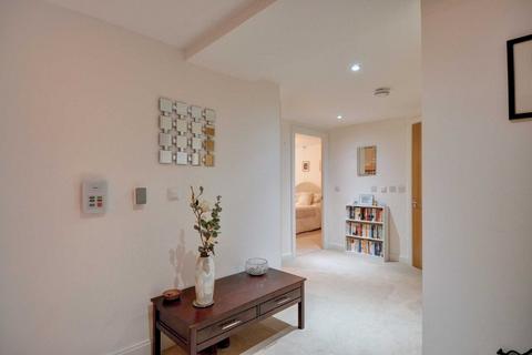 2 bedroom retirement property for sale, Albert Court, Henley On Thames