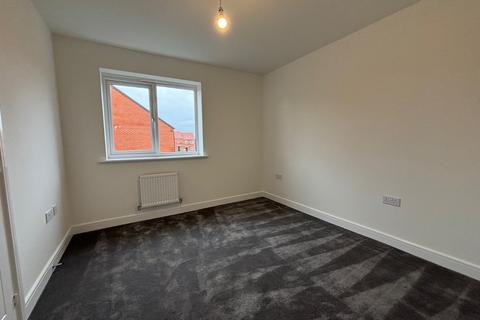 2 bedroom terraced house to rent, Barlow Street, Lichfield, Staffordshire, WS14