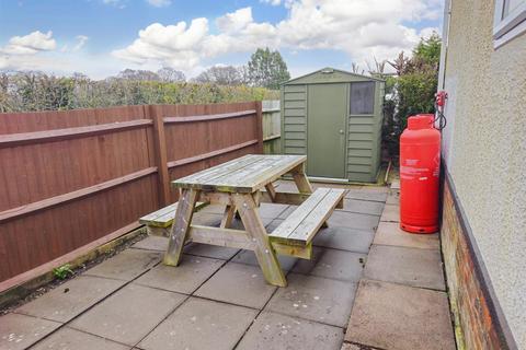 2 bedroom park home for sale, East Hill Road, Knatts Valley, Sevenoaks, Kent