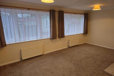2 bedroom park home for sale, East Hill Road, Knatts Valley, Sevenoaks, Kent