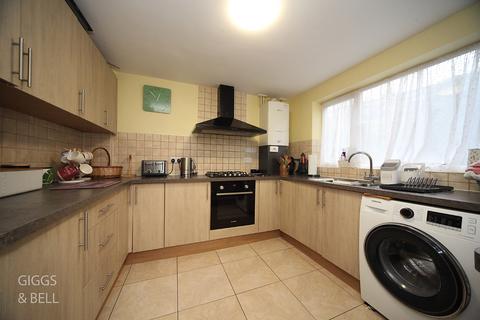 174 Devon Road, Luton, LU2 0RL