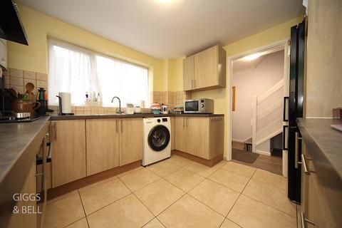 174 Devon Road, Luton, LU2 0RL