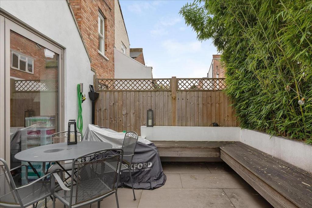 Mablethorpe Road, Fulham, London, sw6 4 bed house for sale £1,500,000