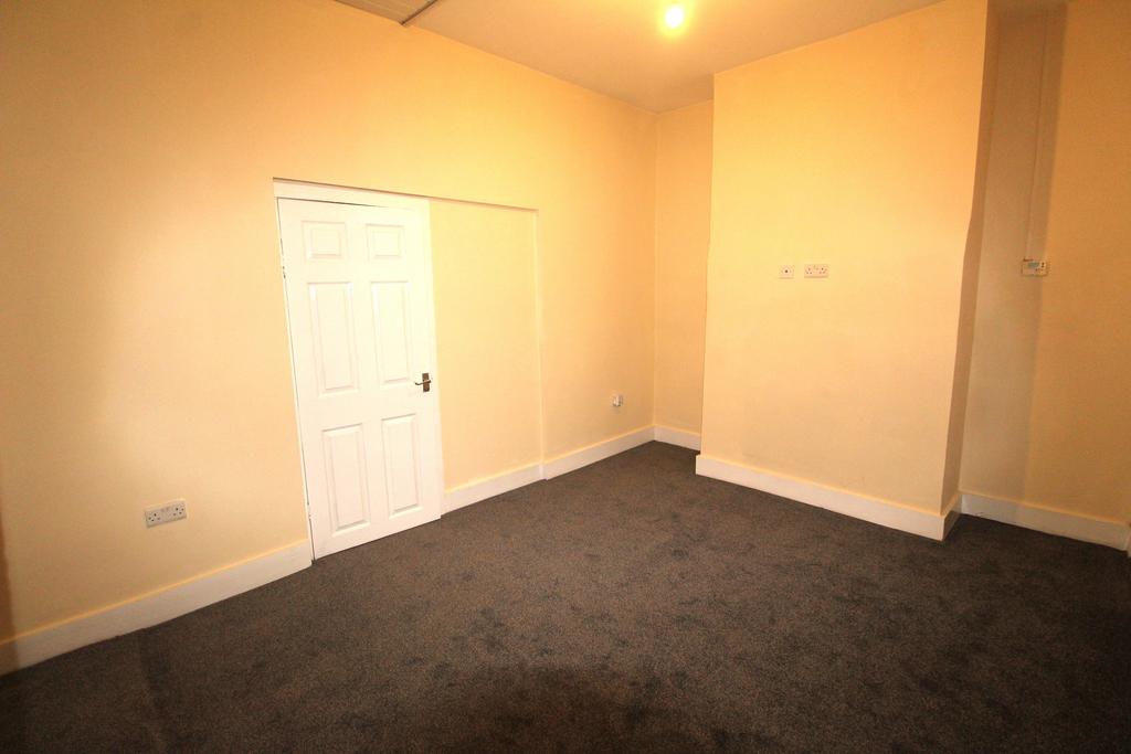 Balcarres Road, Preston PR2 2 bed terraced house £750 pcm (£173 pw)