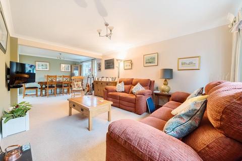 3 bedroom detached bungalow for sale, Chipping Norton,  Oxfordshire,  OX7