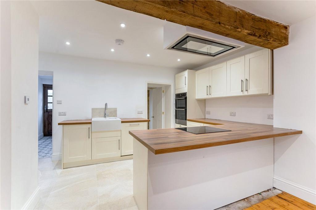 Kitchen/Dining