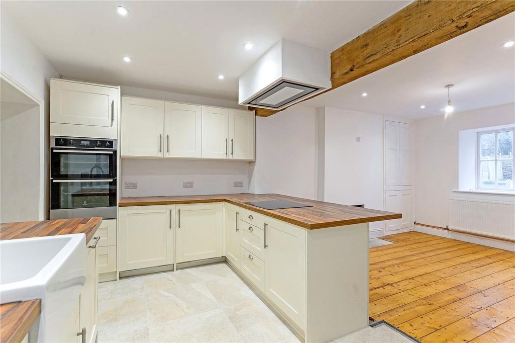 Kitchen/Dining