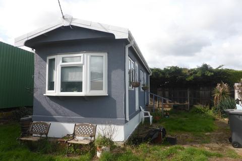 1 bedroom mobile home for sale - Chertsey