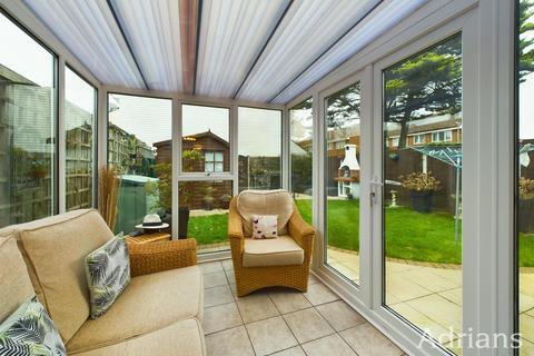 4 bedroom link detached house for sale - Martingale Drive, Chelmsford