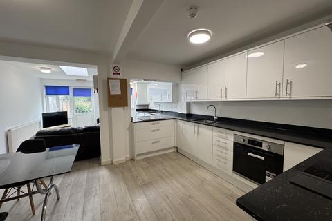 undefined, Etwell Place, Surbiton KT5