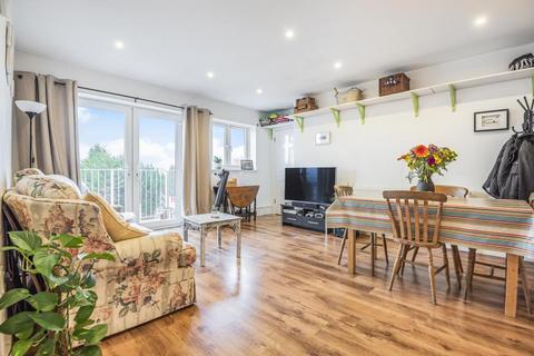 Flat 4, 52 Brampton Road, Headington, Oxford, OX3 9NE
