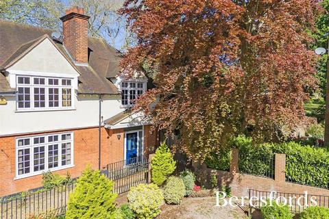 4 bedroom semi-detached house for sale, Cornsland, Brentwood, CM14