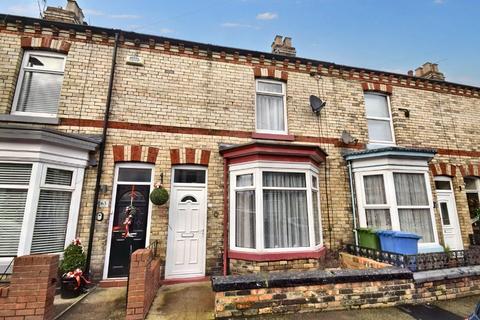 62 Hampton Road, Scarborough, YO12 5PX