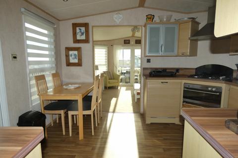 2 bedroom mobile home for sale - Church Lane, CO5