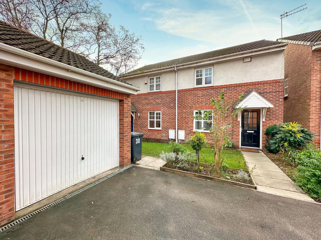 Townsgate Way, Irlam, M44 3 bed semidetached house for sale £219,995