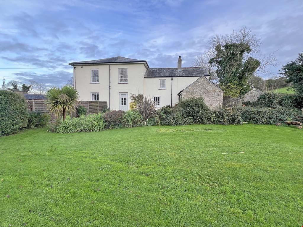 Tregorrick, Nr. St Austell, Cornwall 5 bed detached house for sale £