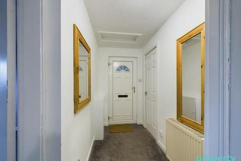 2 bedroom flat to rent, Larch Drive, East Kilbride, South Lanarkshire, G75