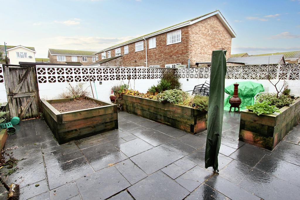 Crawshay Drive, Boverton, CF61 3 bed end of terrace house for sale £