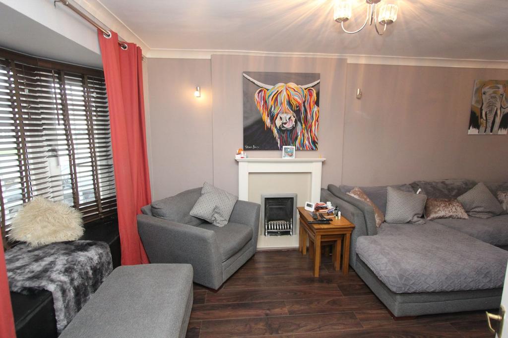 Crawshay Drive, Boverton, CF61 3 bed end of terrace house for sale £