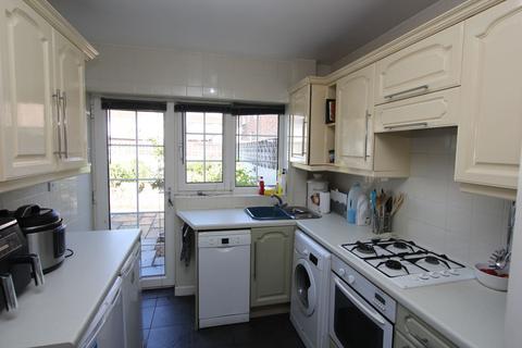 3 bedroom end of terrace house for sale, Crawshay Drive, Boverton, CF61