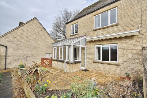 3 bedroom end of terrace house for sale, St Marys Mead, Witney, OX28