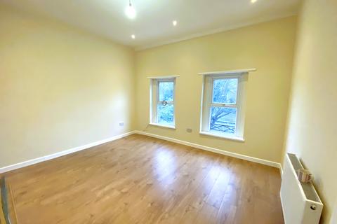 3 bedroom semi-detached house to rent, Forest Lane, London E7