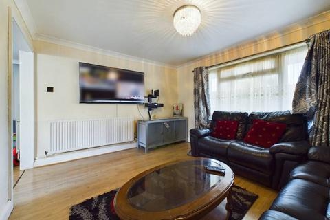 3 bedroom terraced house for sale, Dover Way, Pitsea, SS13