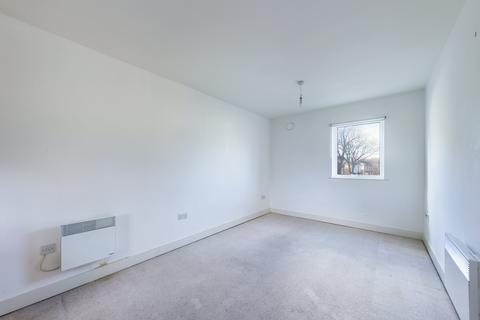 1 bedroom flat for sale, London Road, Gloucester, GL1 3PB