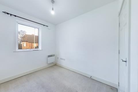 1 bedroom flat for sale, London Road, Gloucester, GL1 3PB