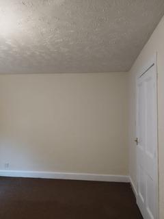 1 bedroom flat to rent, Highholm Street, Bottom, Port Glasgow, PA14