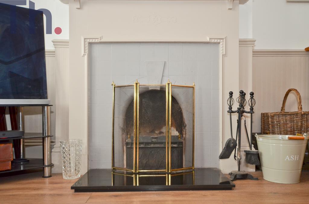 Lounge Fireplace