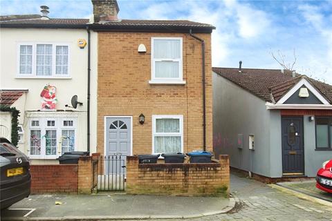 2 bedroom end of terrace house to rent, Lambeth Road, Croydon, CR0