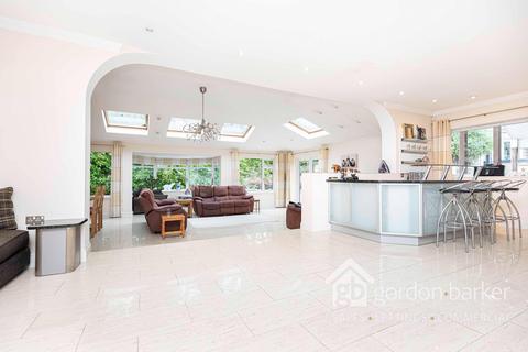 5 bedroom detached house for sale, Woodside Close, Ferndown BH22