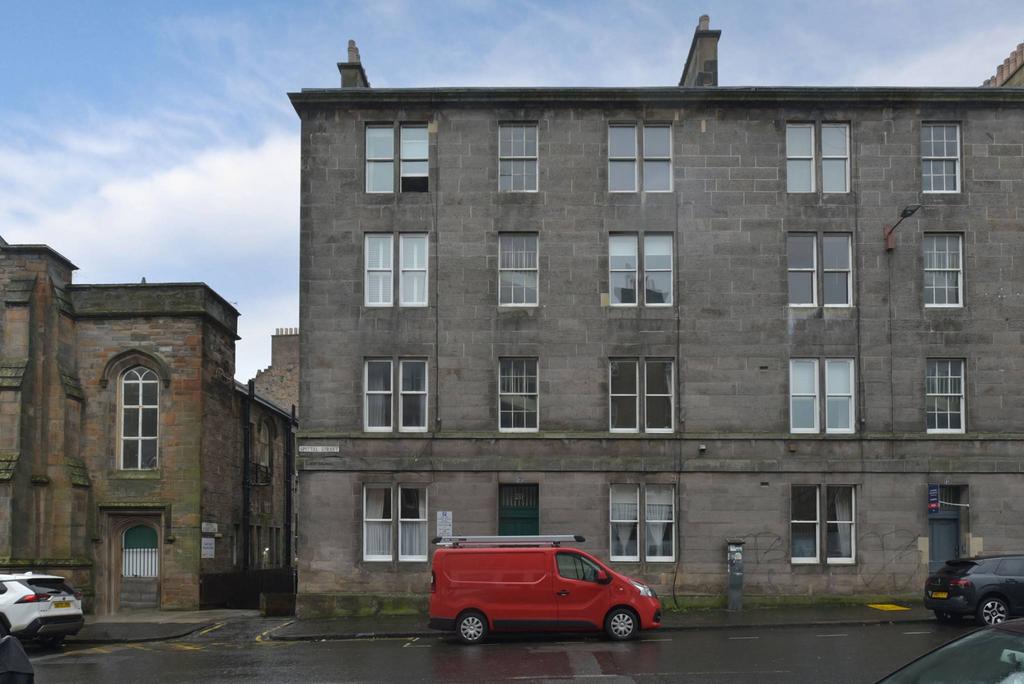 20/5 Spittal Street, Edinburgh, EH3 9DT 3 bed flat for sale £265,000