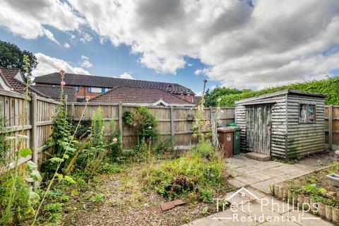 2 bedroom detached bungalow for sale - Glaven Close, North Walsham, Norfolk, NR28 9BJ