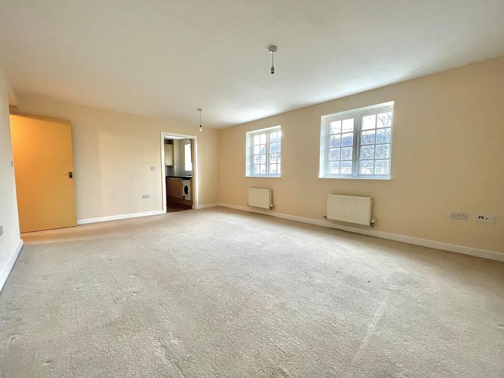 Sitting/Dining Room