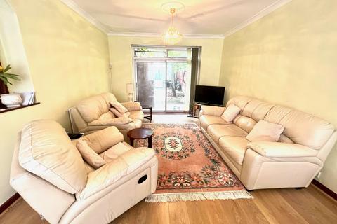 3 bedroom house for sale, Boundary Road, London E17