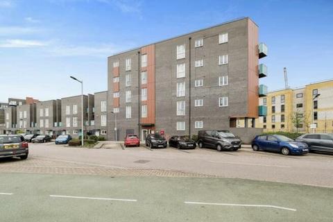 2 bedroom flat for sale, Minter Road, Barking IG11