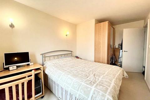 2 bedroom flat for sale, -30 Longbridge Road, Barking IG11