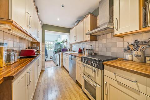 99 Langley Way, West Wickham, BR4 0DJ
