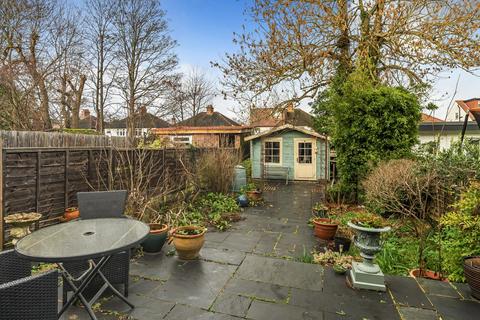 99 Langley Way, West Wickham, BR4 0DJ