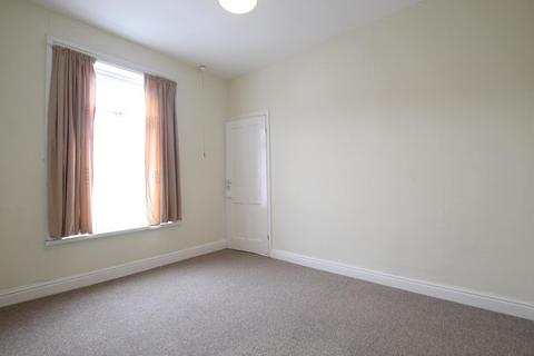 2 bedroom terraced house to rent - Brecon Street, Hull, East Riding of Yorkshire, UK, HU8
