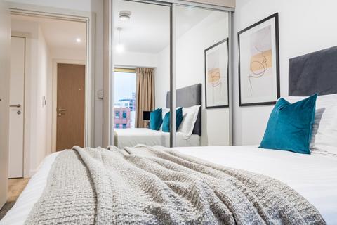 undefined, Flat 16 :: The Quarters