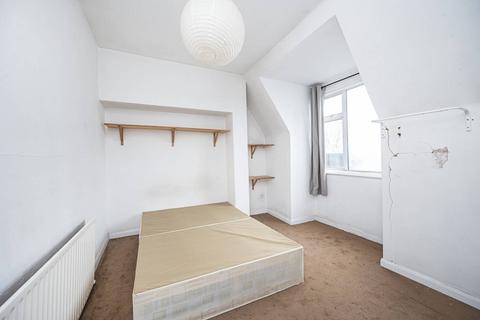 1 bedroom flat for sale, Mare Street, Hackney, London, E8