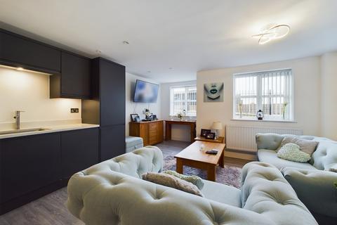 1 bedroom apartment for sale, London Road, Benfleet, SS7