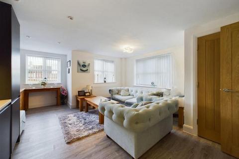 1 bedroom apartment for sale, London Road, Benfleet, SS7